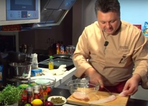 Jak pozbyć się przykrego zapachu podczas smażenia ryb? foto