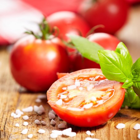 Jak przedłużyć świeżość koncentratu pomidorowego? foto