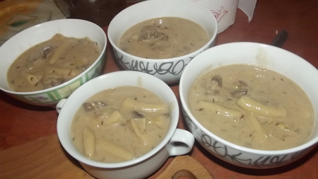 Jak urozmaicić zupe cebulową .?