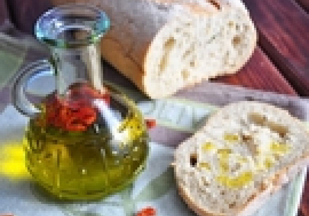 Jak urozmaicić zwykłą oliwę z oliwek by smakowała lepiej?