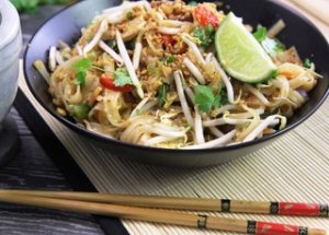 Jak zrobić smażony makaron Pad Thai? foto