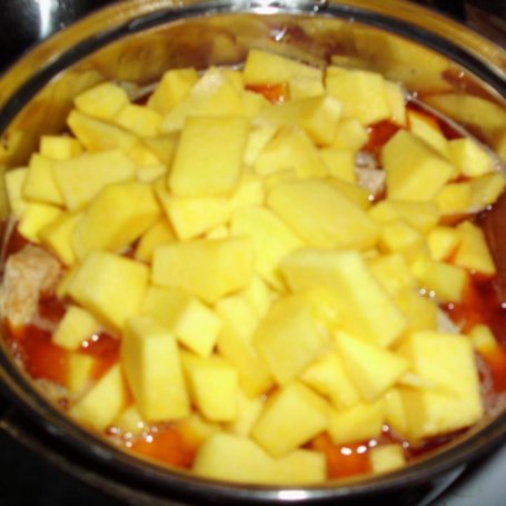 Krok 3 - Jesienna gęsta zupa gulaszowa foto
