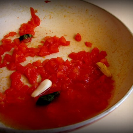 Krok 3 - Jesienna polenta z sosem grzybowo-pomidorowym foto