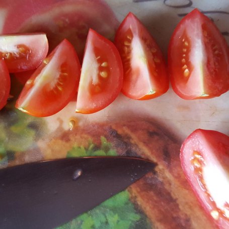 Krok 3 - Jesienna sałatka z pomidorami foto