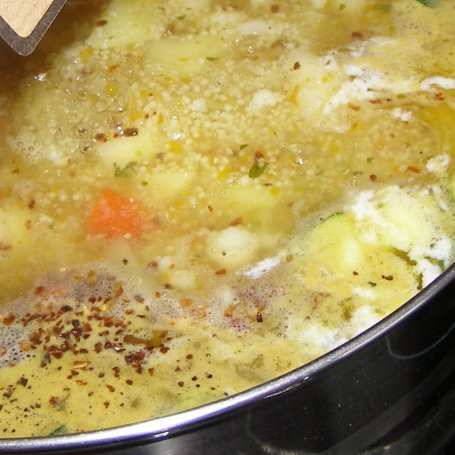 Krok 3 - jesienna zupa na maśle z kaszą jaglaną... foto
