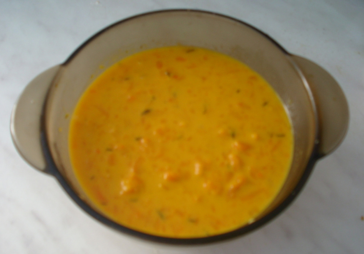 Jesienna zupa z dyni hokkaido foto
