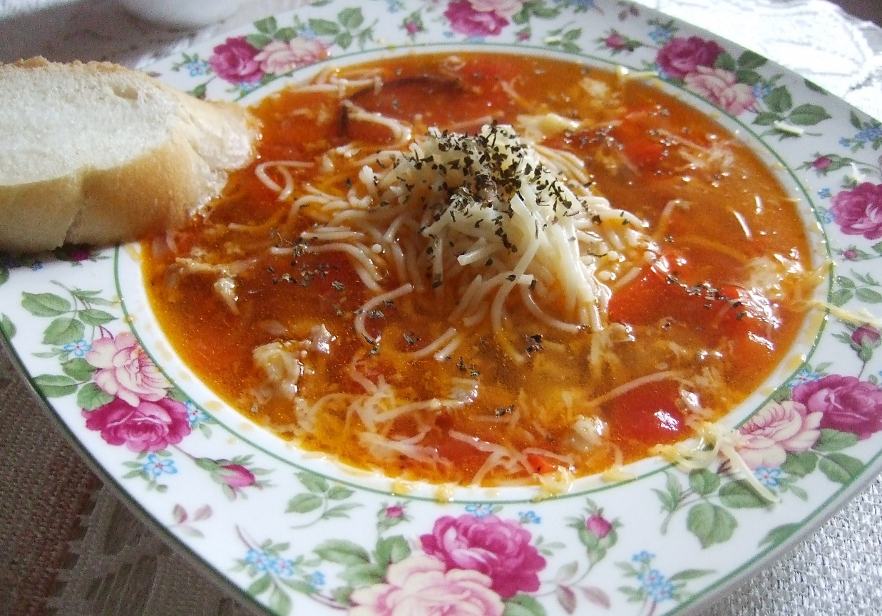 Jesienna zupa z fasolą i makaronem wg przepisu Mistrza Sowy foto