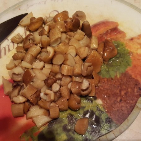 Krok 3 - Jesiotr z gołąbkami z borowikowym duxelle i purée ziemniaczanym foto