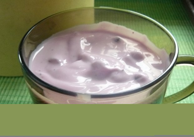 Fotografia przedstawiająca Jogurt borówkowy