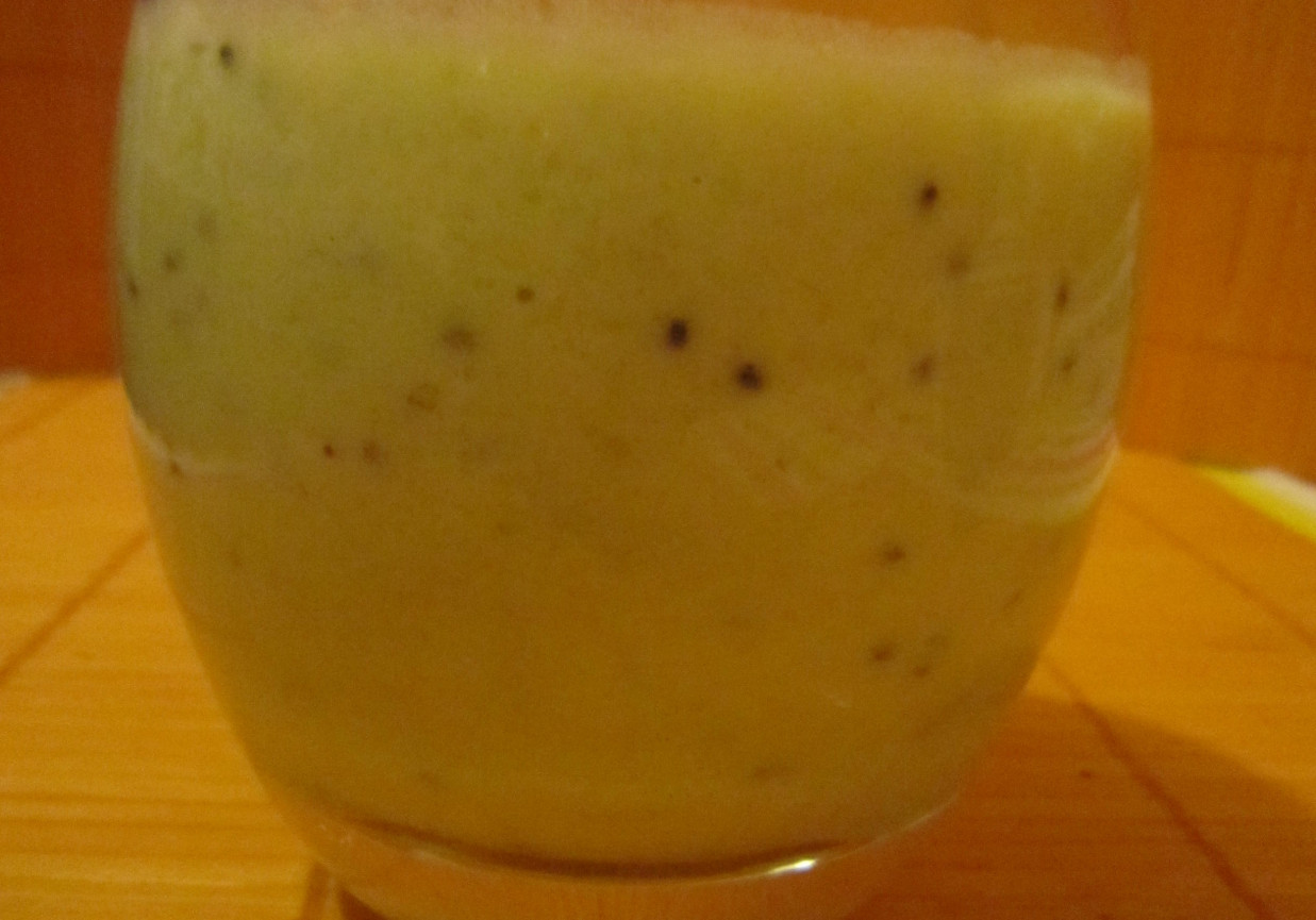 Jogurt kiwi-banan foto