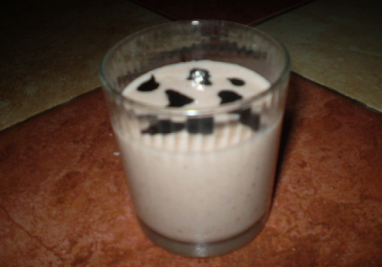Jogurt truskawkowy foto