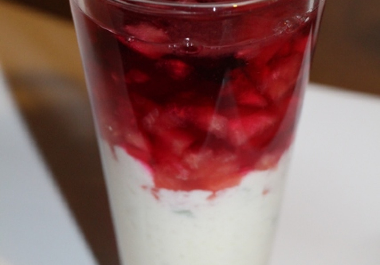 Jogurtowy deser arbuzowy foto