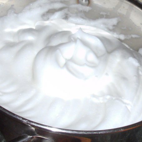 Krok 1 - jogurtowy sernik z winogronami pieczony... foto