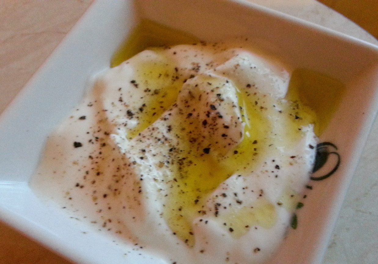 Jogurtowy sos grecki do warzyw foto