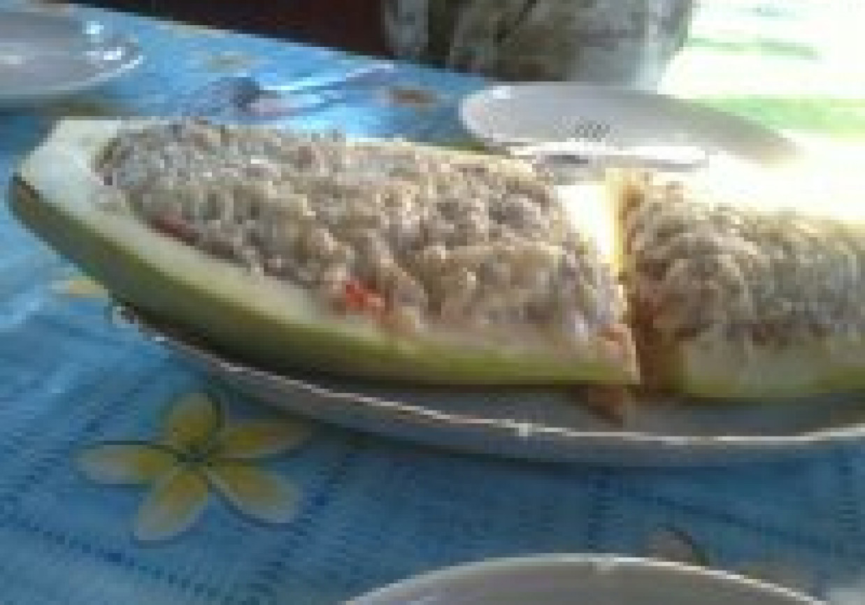 Kabaczek faszerowany mielonym mięsem foto