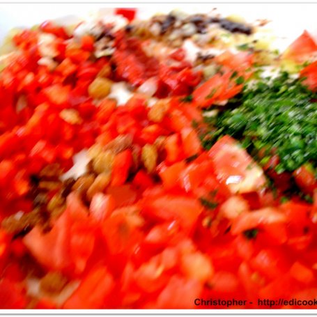Krok 3 - Kabaczek  w  egzotycznym sosie pomidorowym. foto
