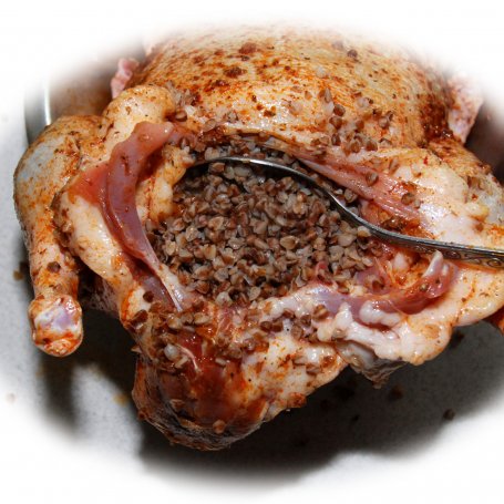 Krok 4 - Kaczka pieczona nadziewana kaszą gryczaną foto