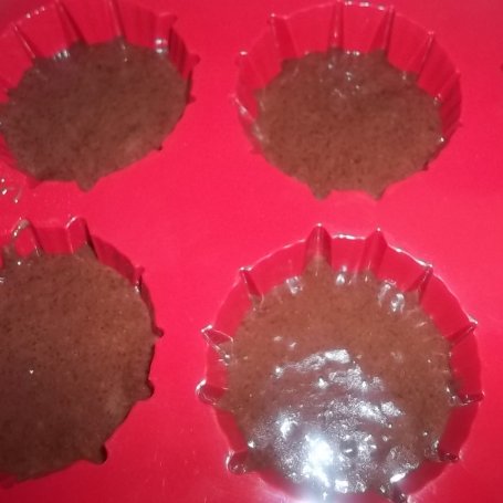Krok 3 - Kakaowe babeczki z mikrofalówki foto