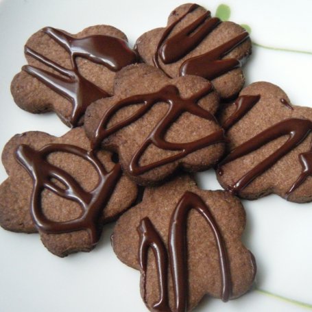 Krok 4 - Kakaowe ciasteczka z imbirową nutką foto