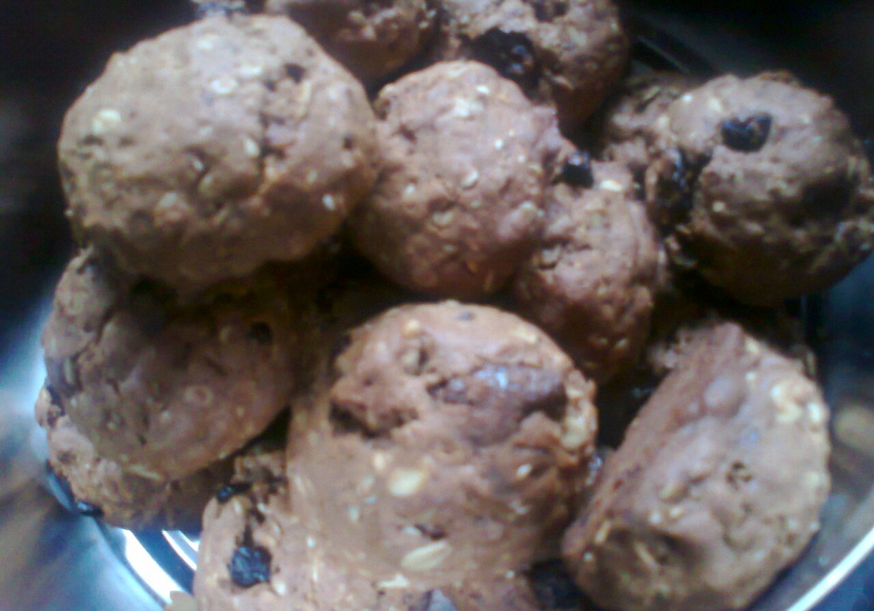 kakaowe ciastka z musli wielozbożowego Benus foto