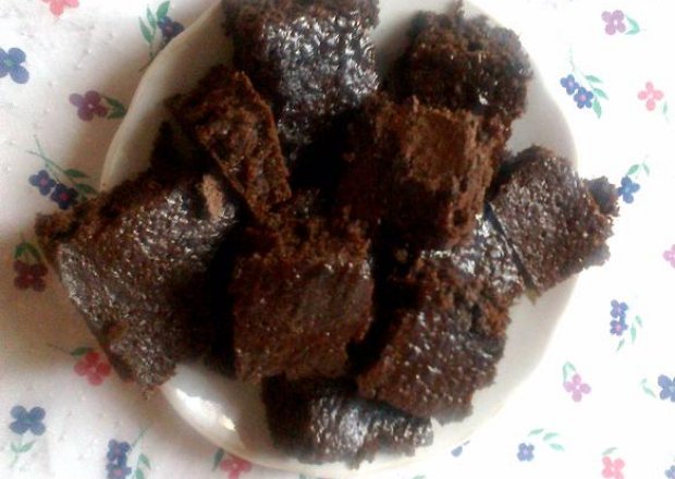 Fotografia przedstawiająca Kakaowe ciasto bez jaj