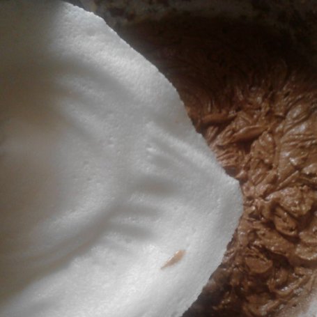Krok 2 - Kakaowe ciasto z masą kawową foto