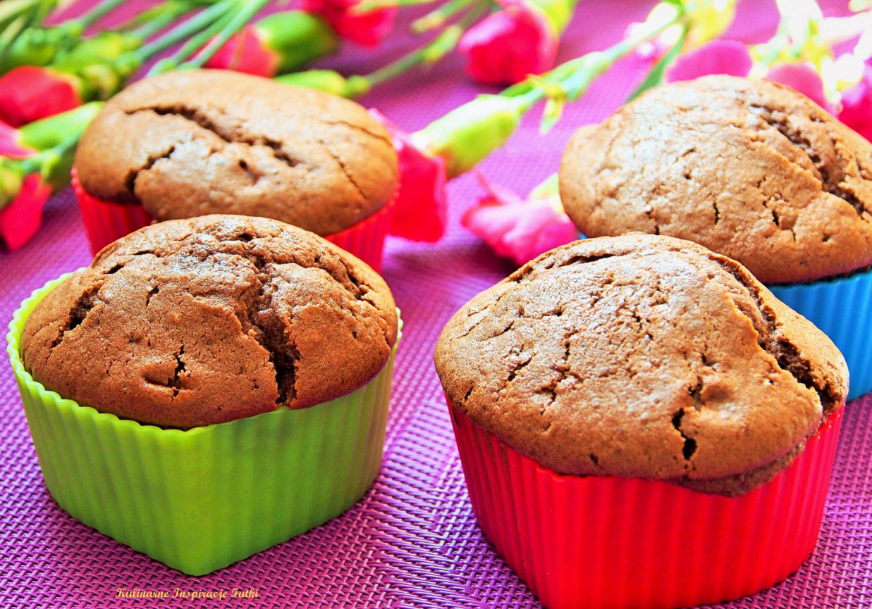 Kakaowe muffinki na maślance foto