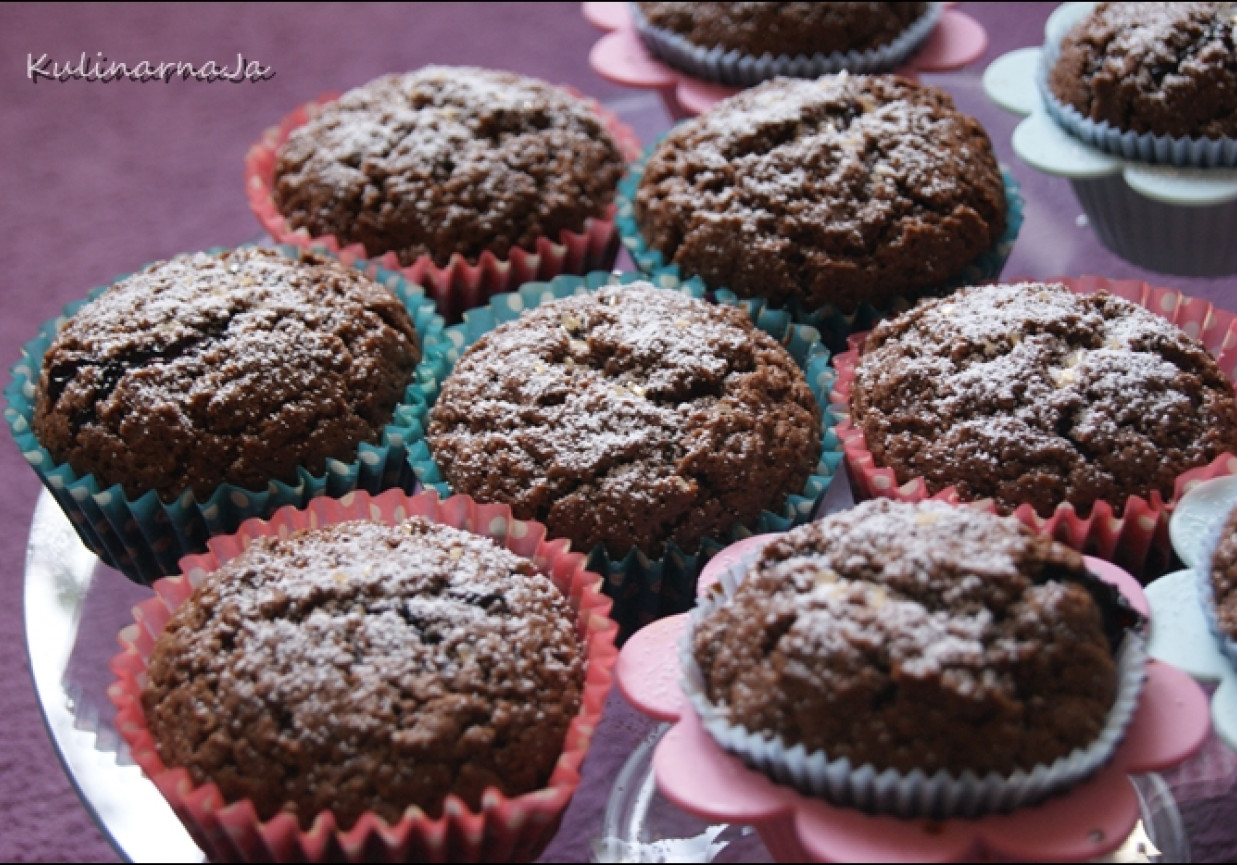 Kakaowe muffinki z jagodami foto