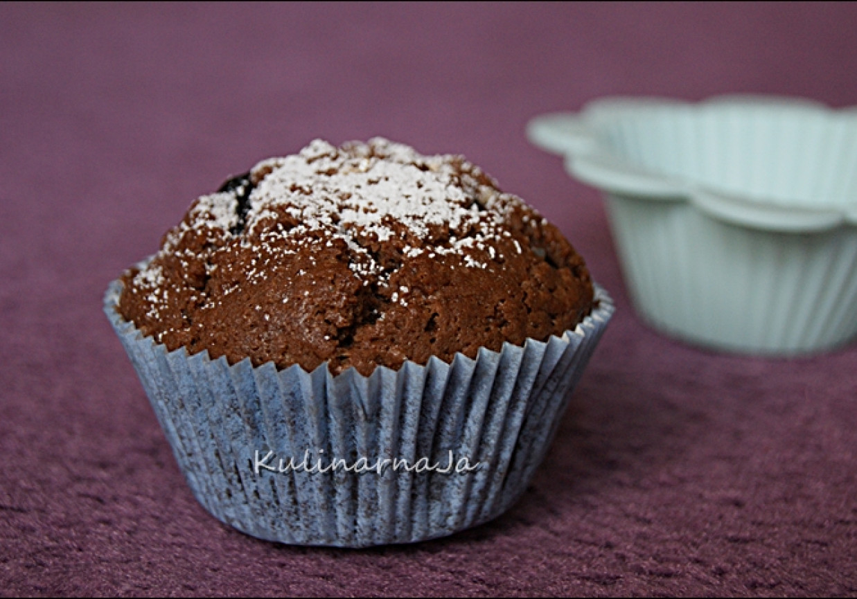 Kakaowe muffinki z jagodami foto