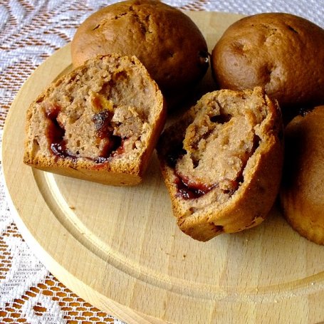 Krok 3 - Kakaowe muffinki z powidłami foto