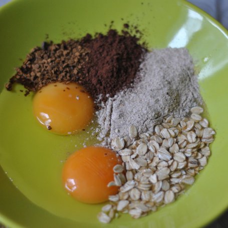 Krok 1 - Kakaowo-kawowy omlet.  foto