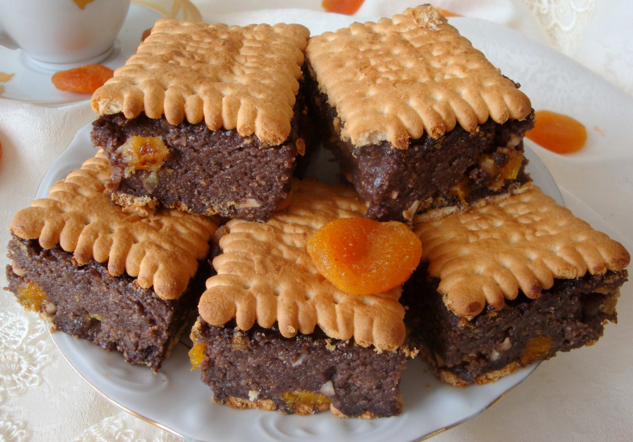 Kakaowy deser z kaszy manny foto
