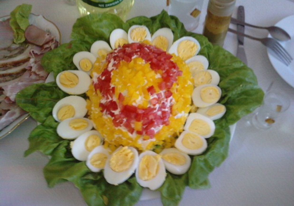 Kalafior nadziewany mięsem z otoczką warzywno-majonezową foto