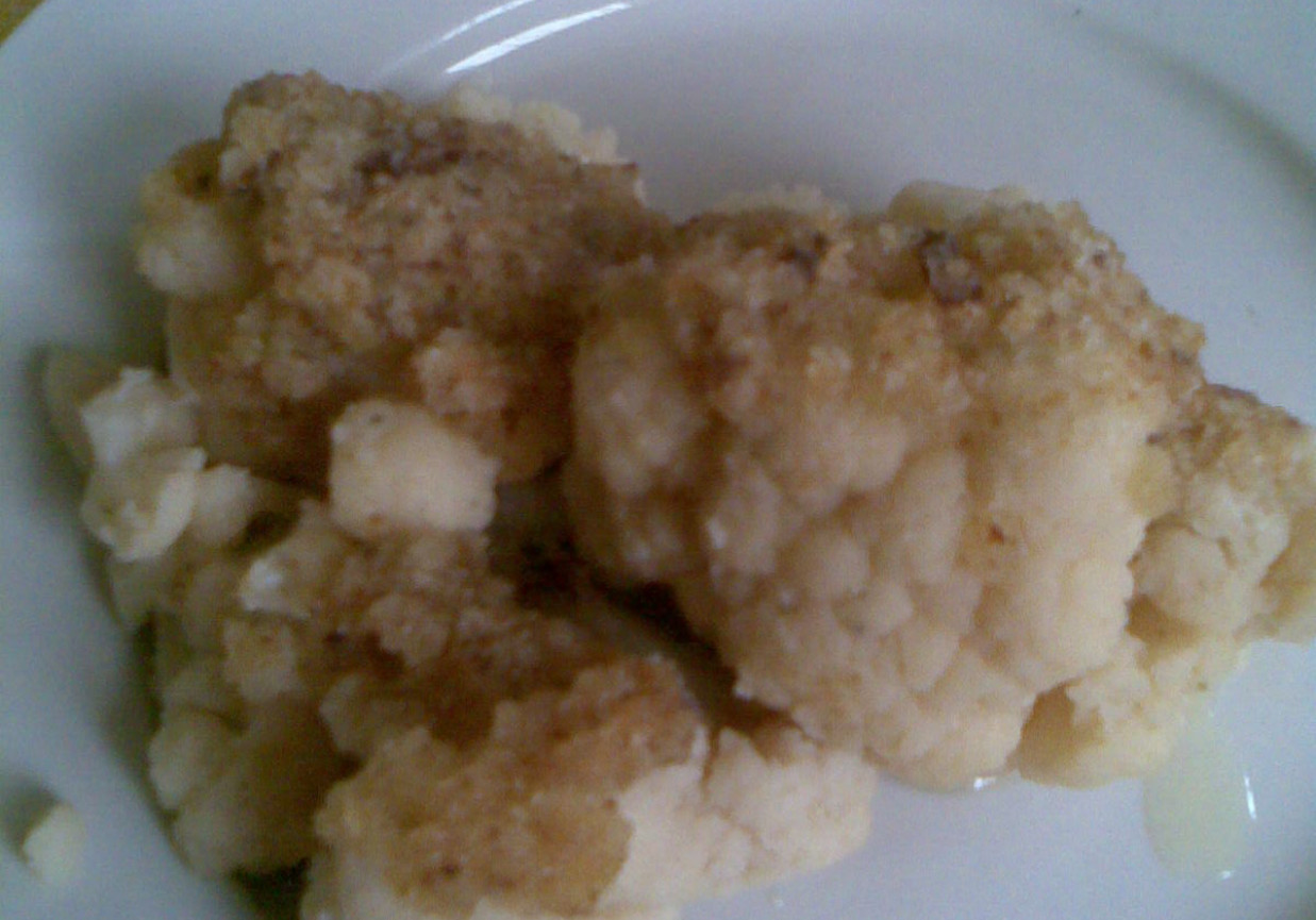 Kalafior z bułeczką i cebulką foto