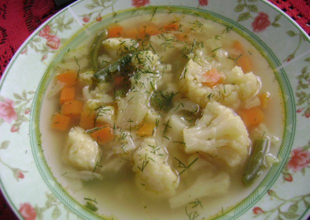 Fotografia przedstawiająca Kalafiorowa zupa