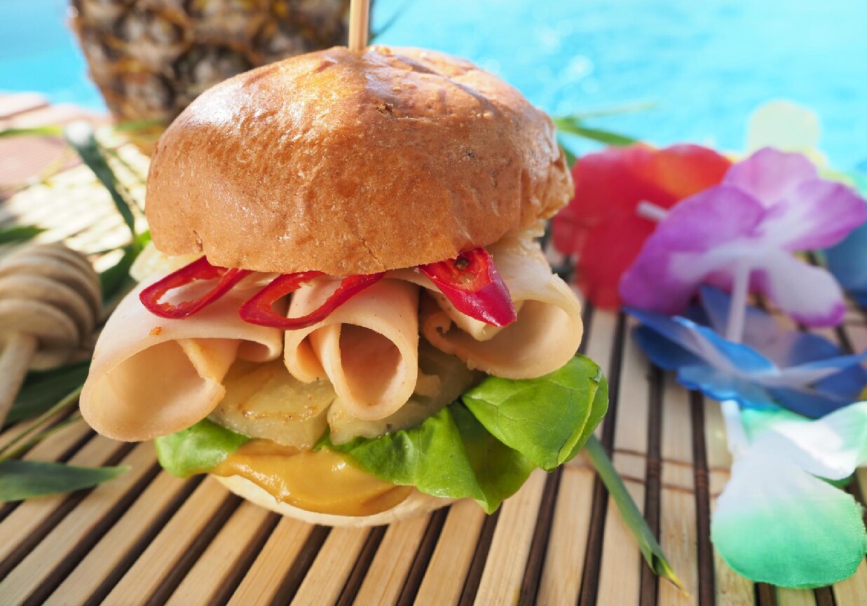 Kanapka hawajska foto