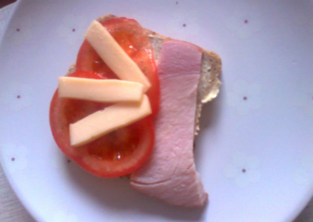 Fotografia przedstawiająca kanapka śniadaniowa Joli
