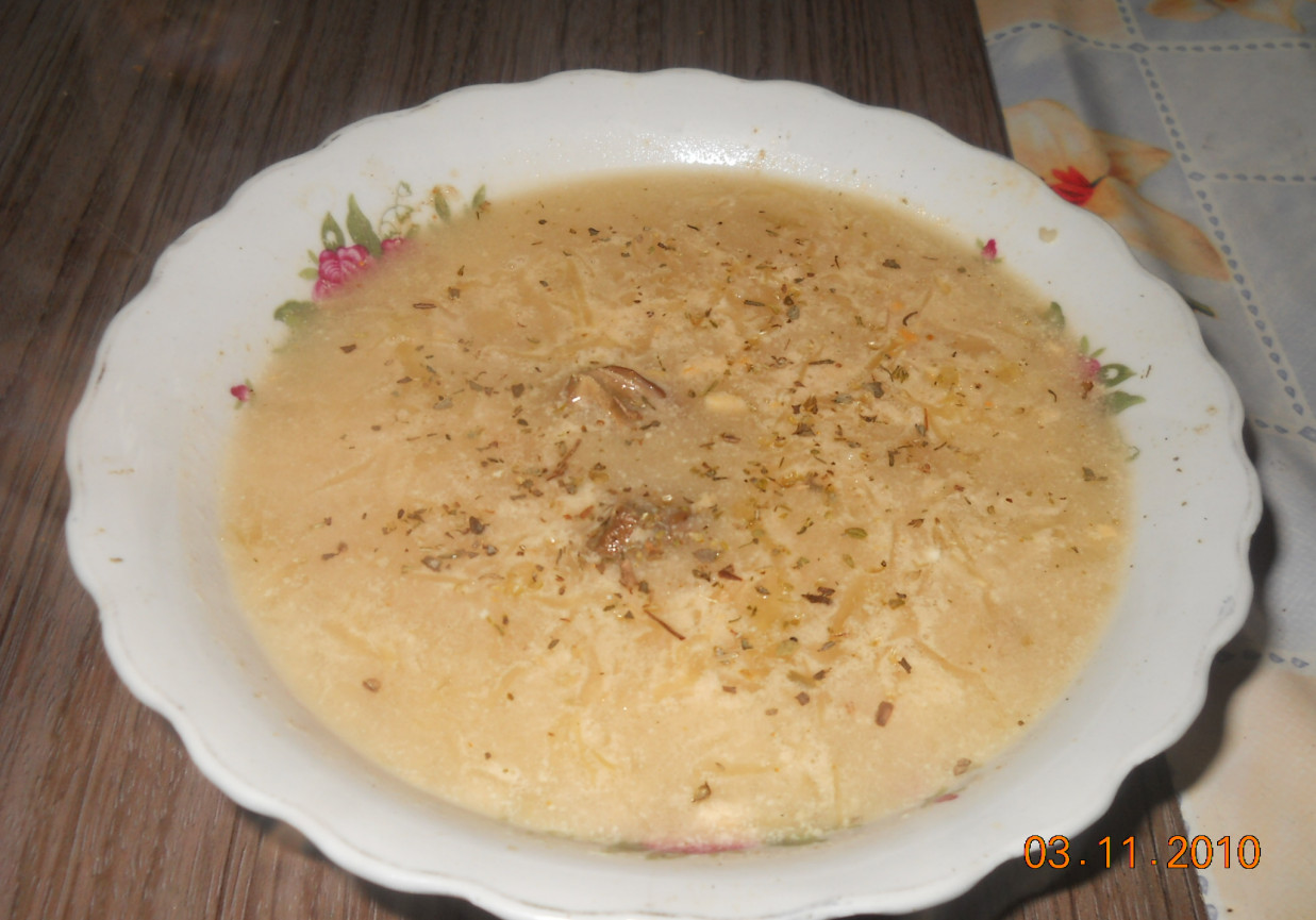 kapuśniak z kaszą i grzybami foto