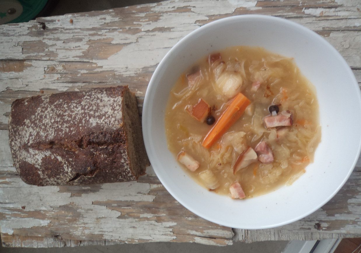 KAPUŚNIONKA zupa z kiszonej kapusty-z kuchni Cieszyńskiej :) foto