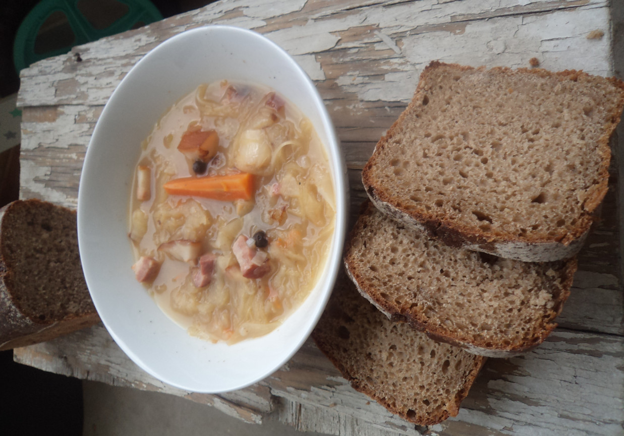 KAPUŚNIONKA zupa z kiszonej kapusty-z kuchni Cieszyńskiej :) foto