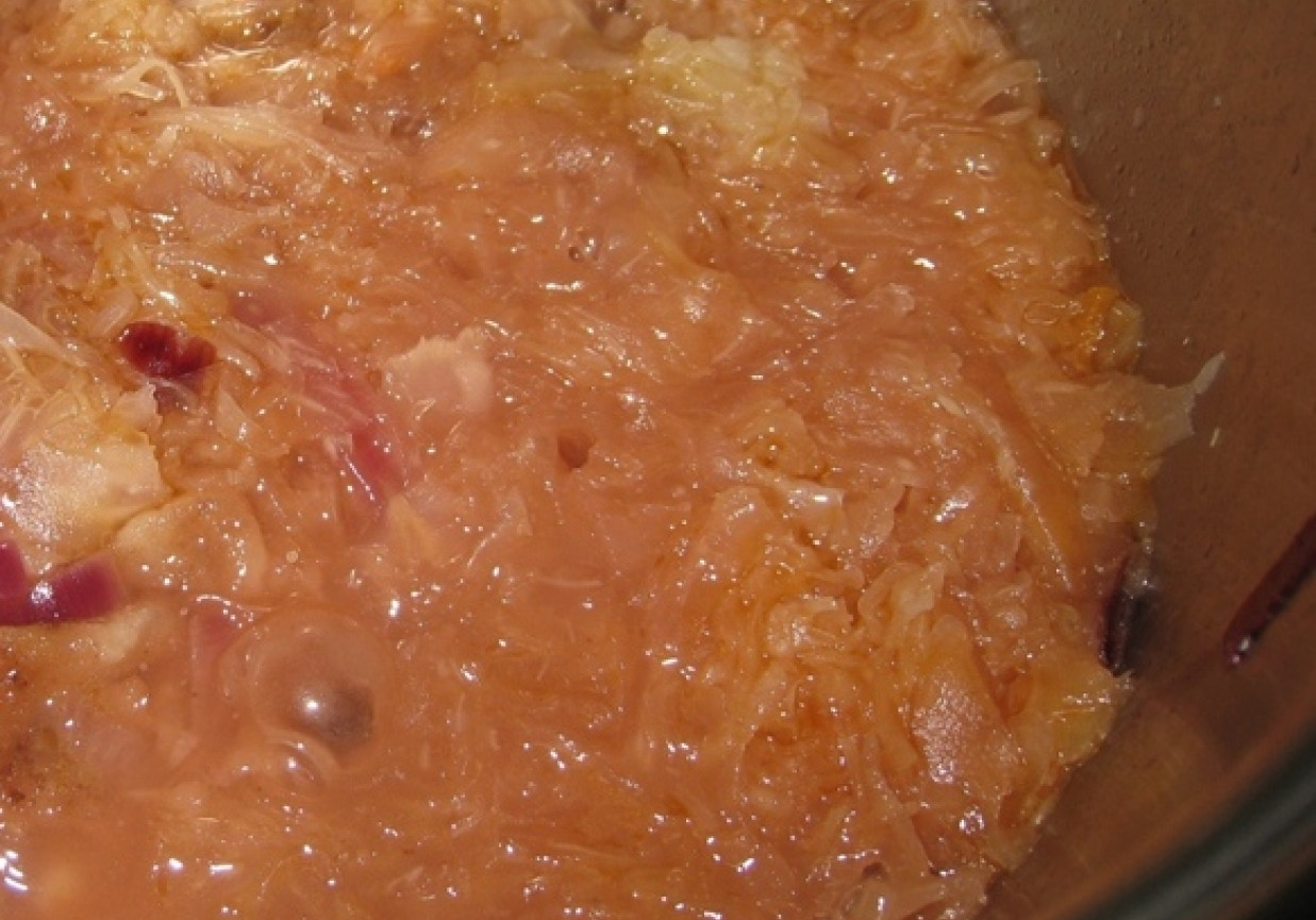 Kapusta duszona z żeberkami foto