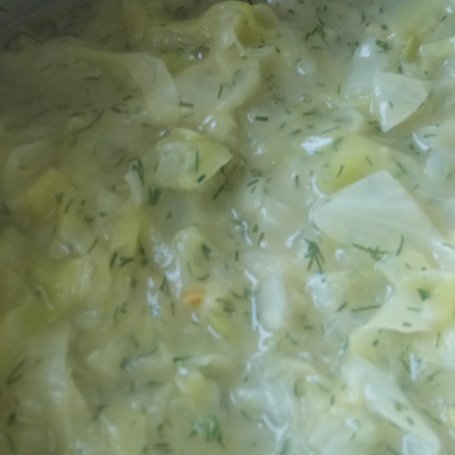 Krok 6 - Kapusta młoda z koperkiem i kminkiem foto