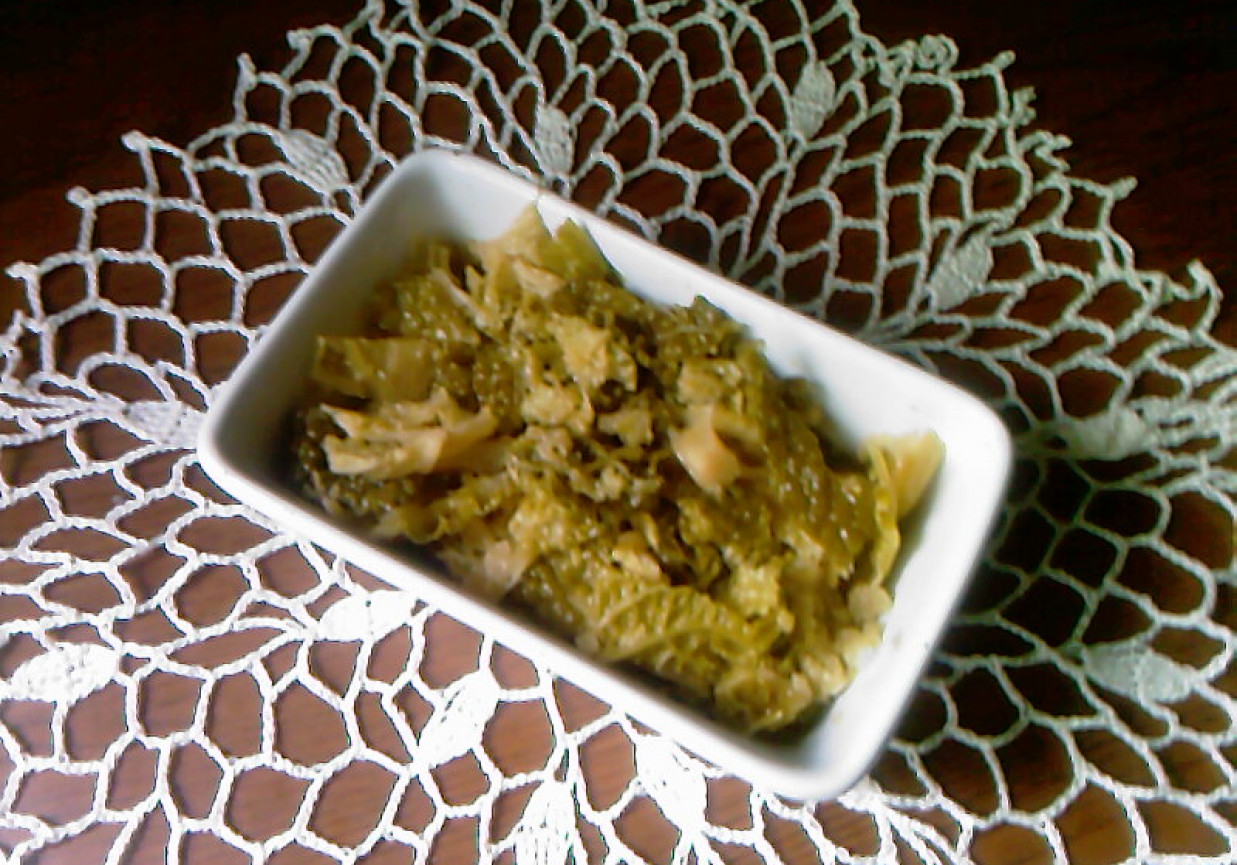 Kapusta włoska z jabłkami foto