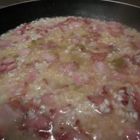 Krok 4 - Karczochowo - pomidorowe risotto. foto