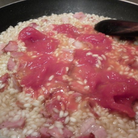 Krok 5 - Karczochowo - pomidorowe risotto. foto