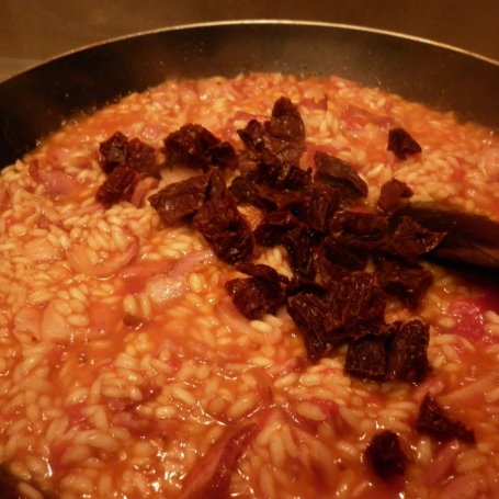Krok 6 - Karczochowo - pomidorowe risotto. foto
