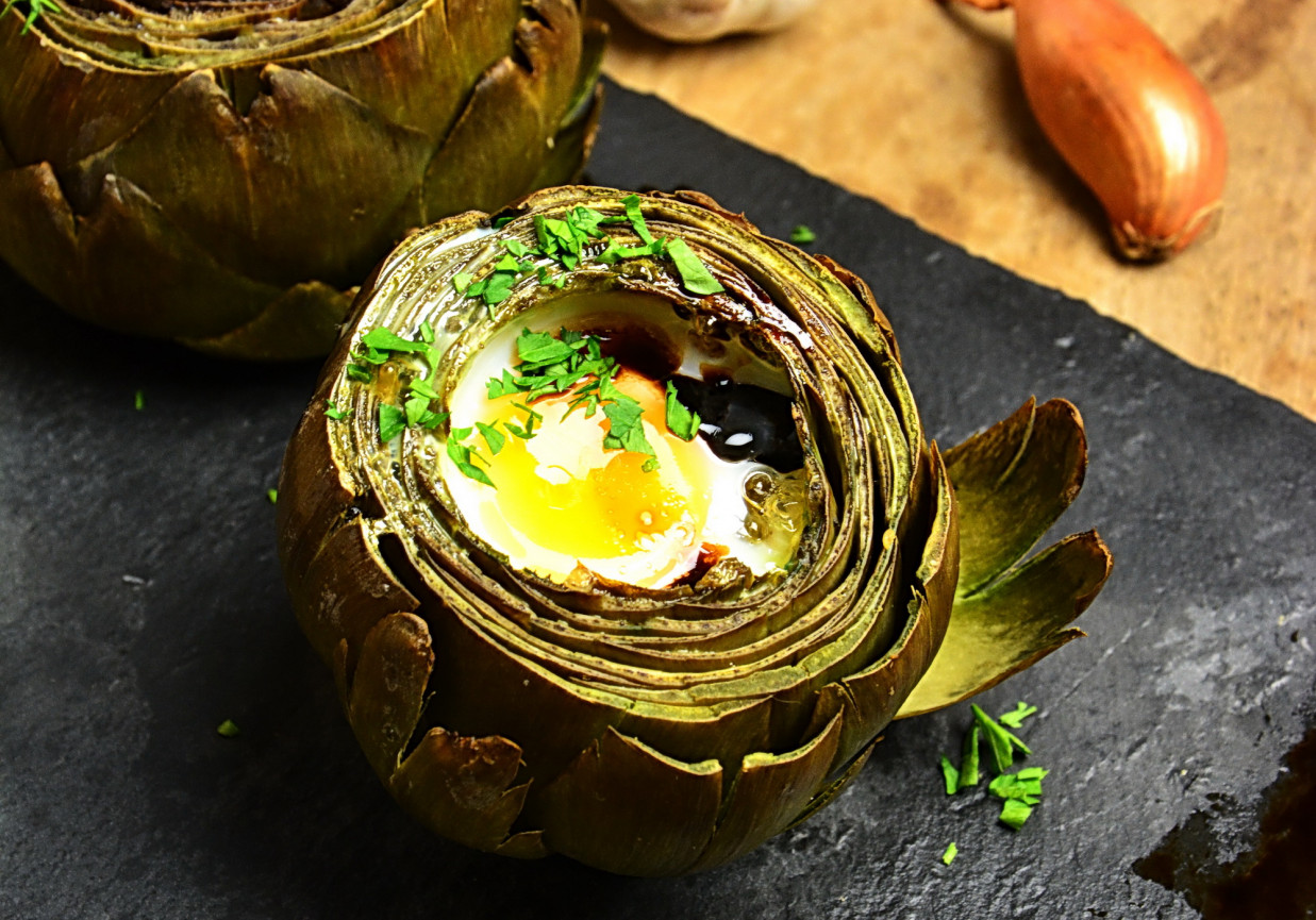 Karczochy po rzymsku foto