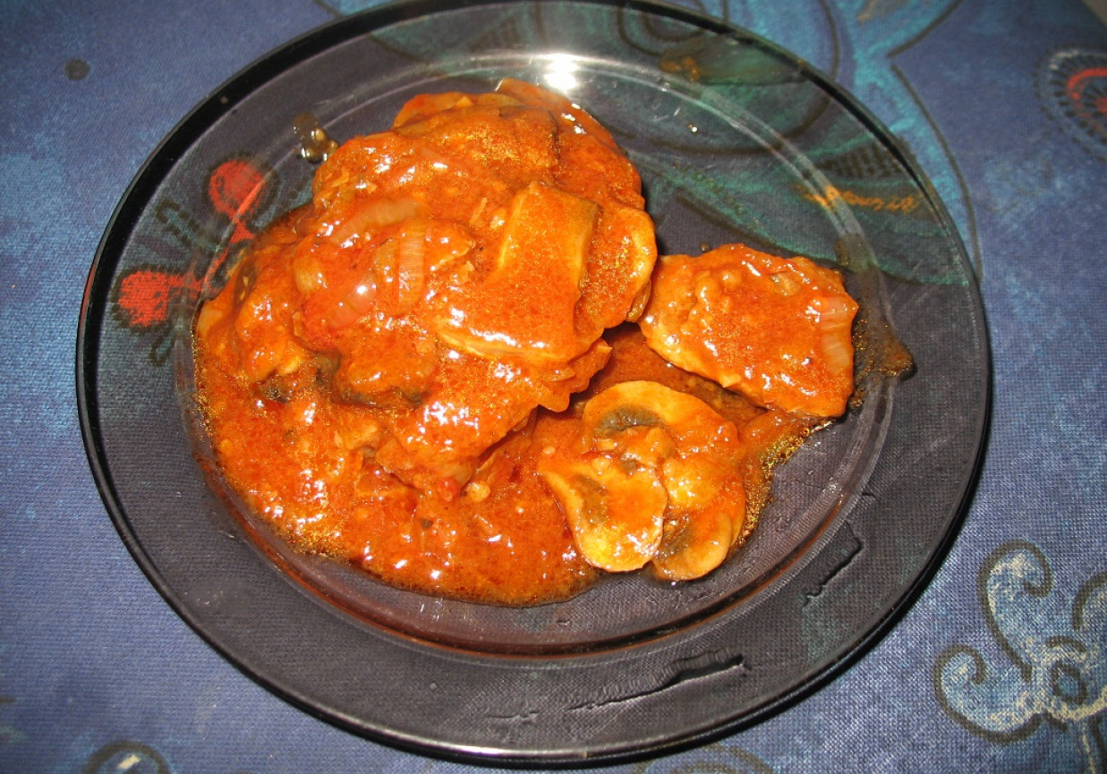 Karkówka w sosie pomidorowym foto