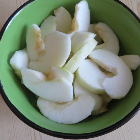 Krok 2 - Karobowe bułeczki z jabłkiem foto