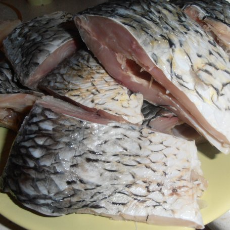 Krok 1 - Karp pieczony w cytrynowej panierce foto
